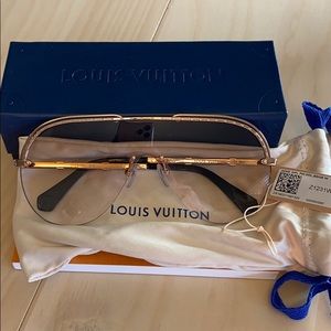 Louis Vuitton Gone Girl sunglasses